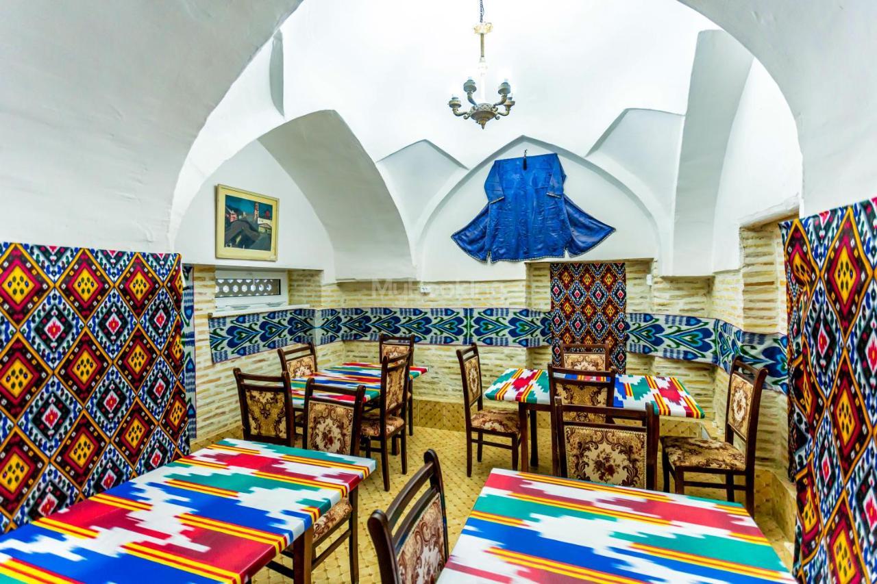 فندق بخارىفي  Okhun Madrasah15Th-16Th Century المظهر الخارجي الصورة